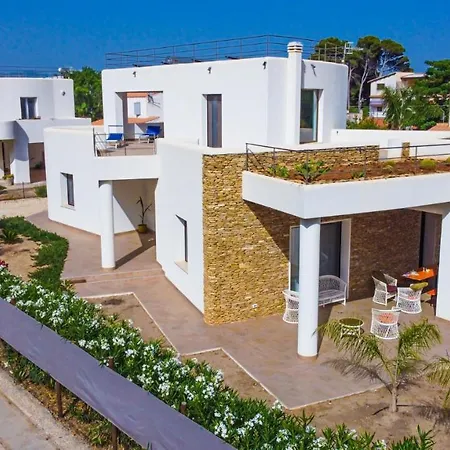 Holiday home Cossyra Porto Palo