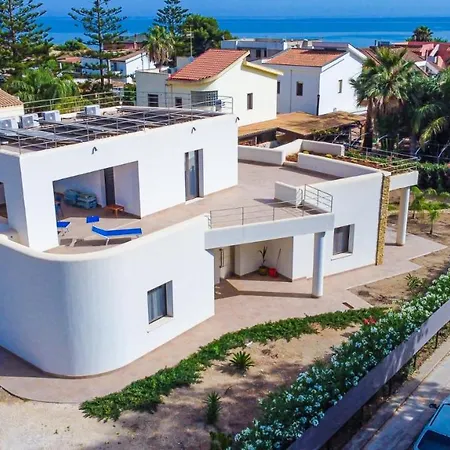 Holiday home Cossyra Porto Palo