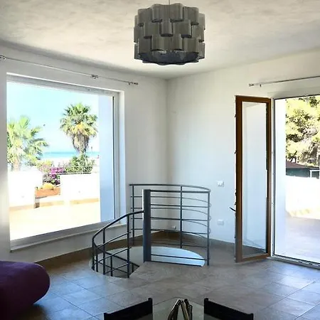 Cossyra Holiday home *